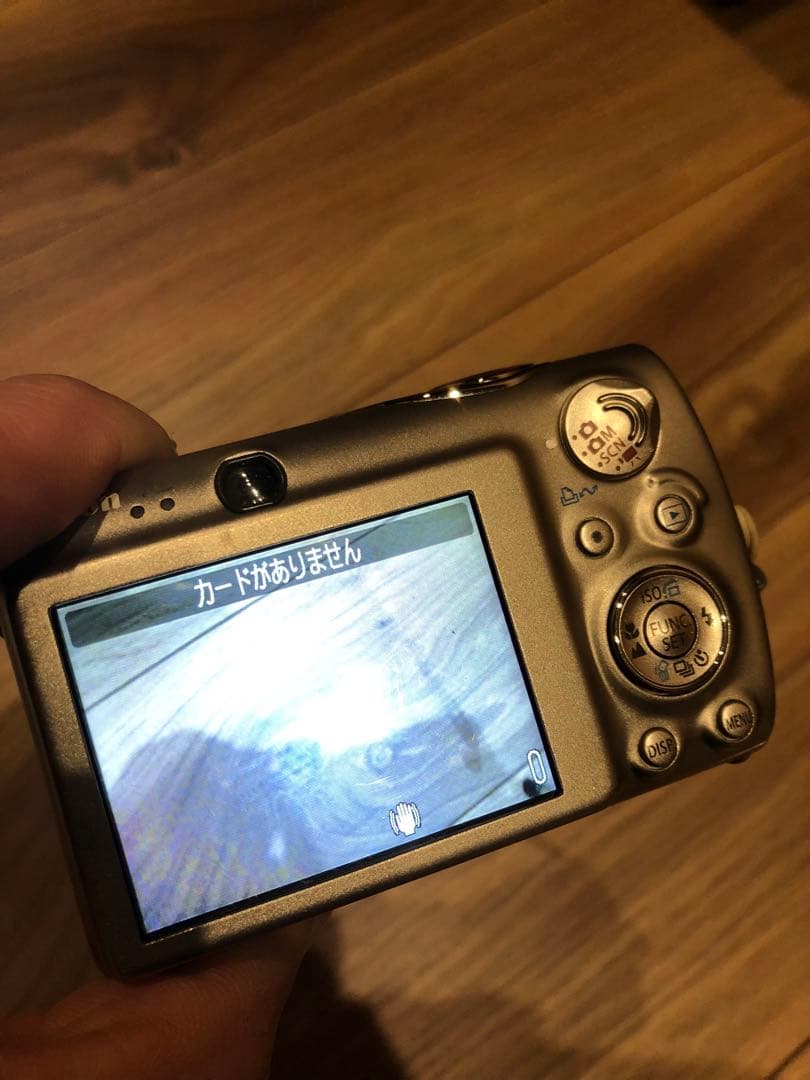 Canon IXY DIGITAL2000 ISの出品です。