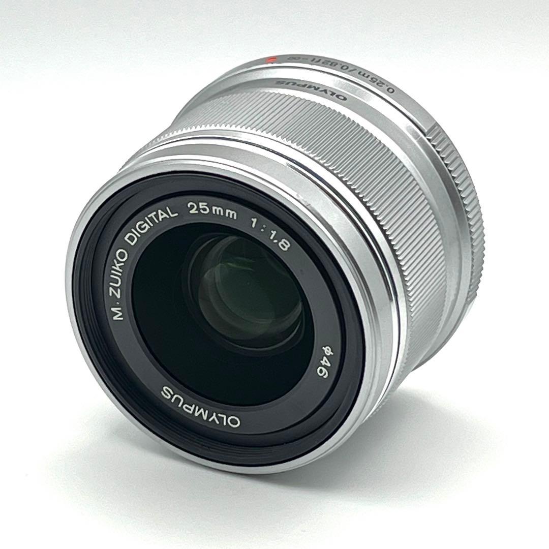 OLYMPUS M.ZUIKO DIGITAL 25mm f1.8 シルバー