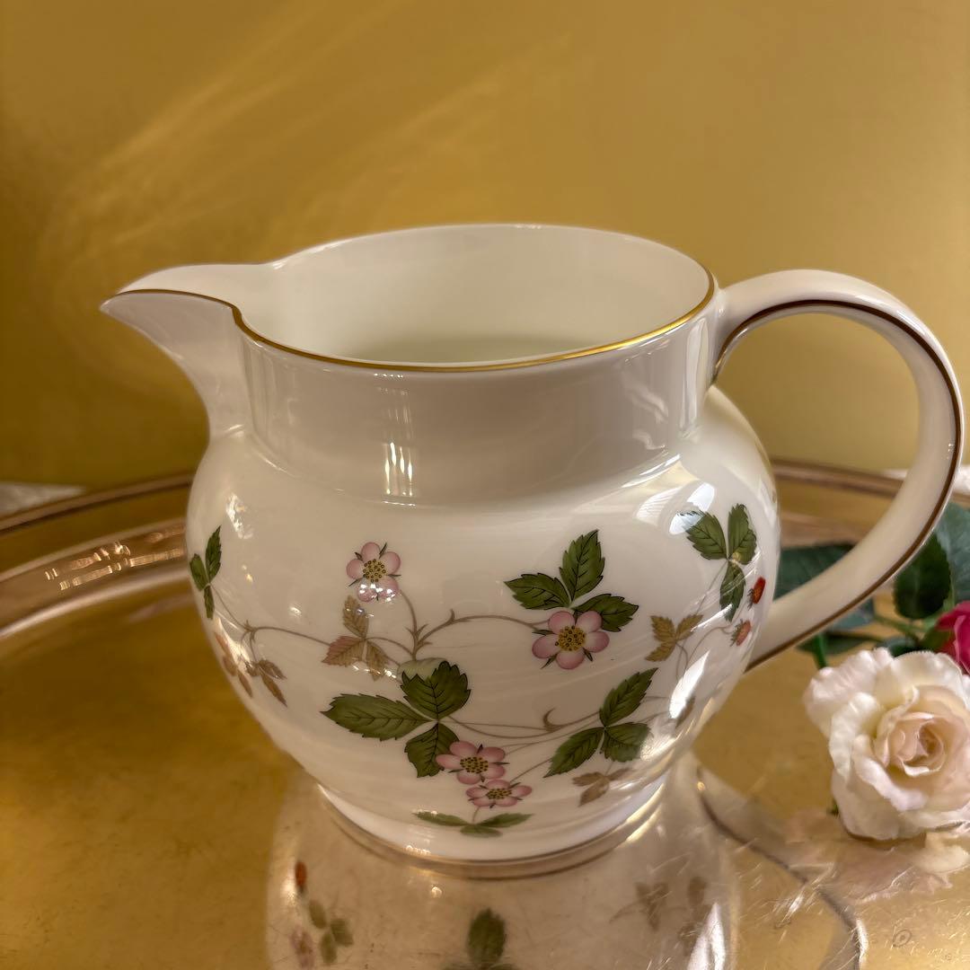 英国製　希少　ウェッジウッド　ワイルドストロベリー　ピッチャーorジャグ