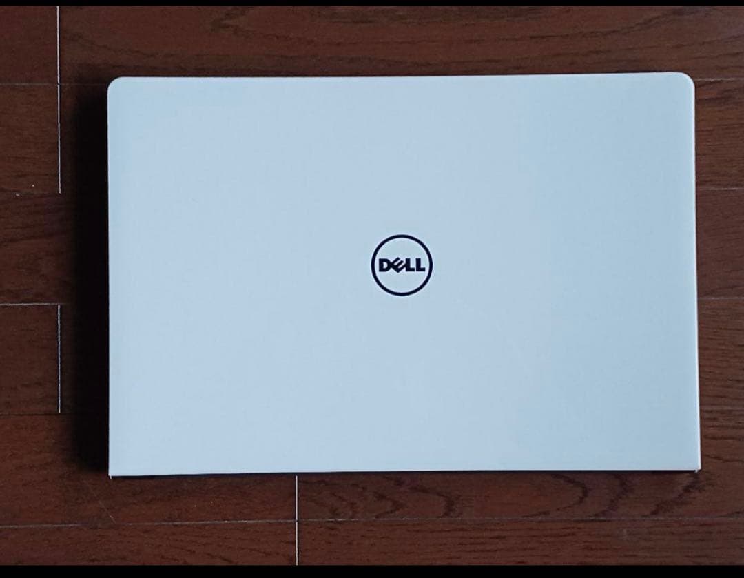 DELL Inspiron 15 5000シリーズ