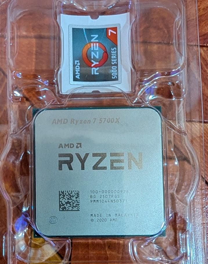 AMD RYZEN 7 5700x 元箱付き