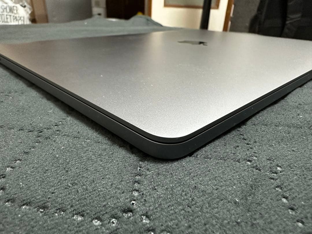 美品MacBook Pro 2019 16インCoi 9 RAM32 SSD1T