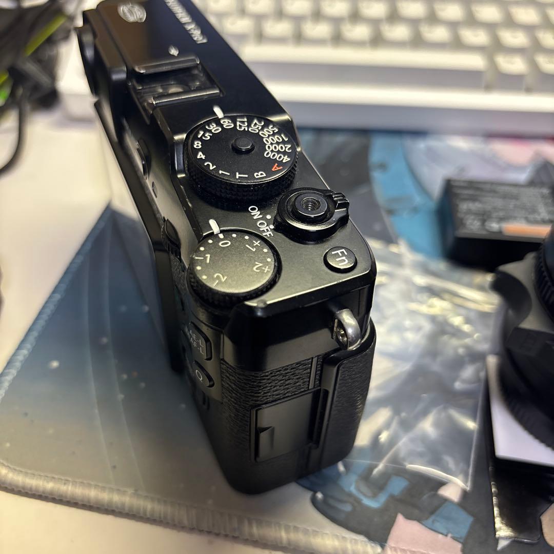 【最安値】Fujifilm X-pro1 (レンズ付・付属品多い)7月末まで