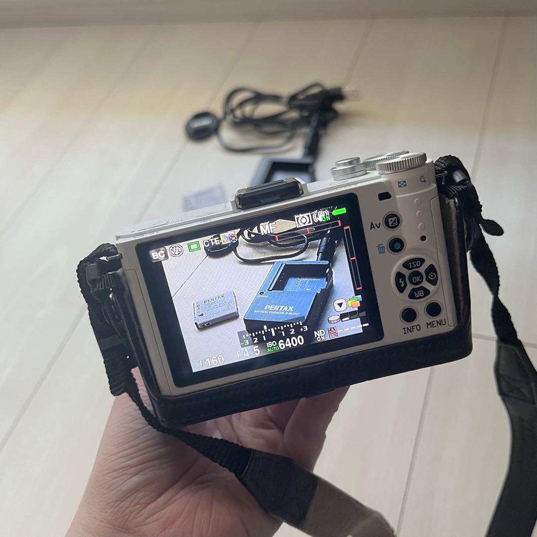 PENTAX Q-S1 デジタル一眼カメラ