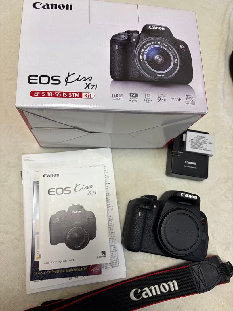 Canon EOS Kiss X7i デジタル一眼レフカメラ