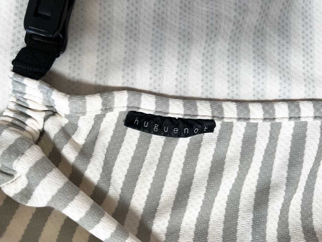 【美品】[ミキハウス×ポグネー]ベビーキャリア　チャコールグレー 抱っこ紐