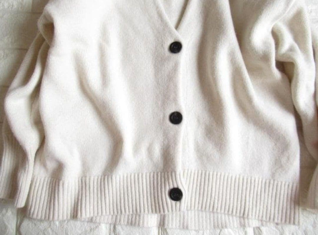 CLANE クラネ × Minami tanakaコラボ 上質エアニットカーデ白