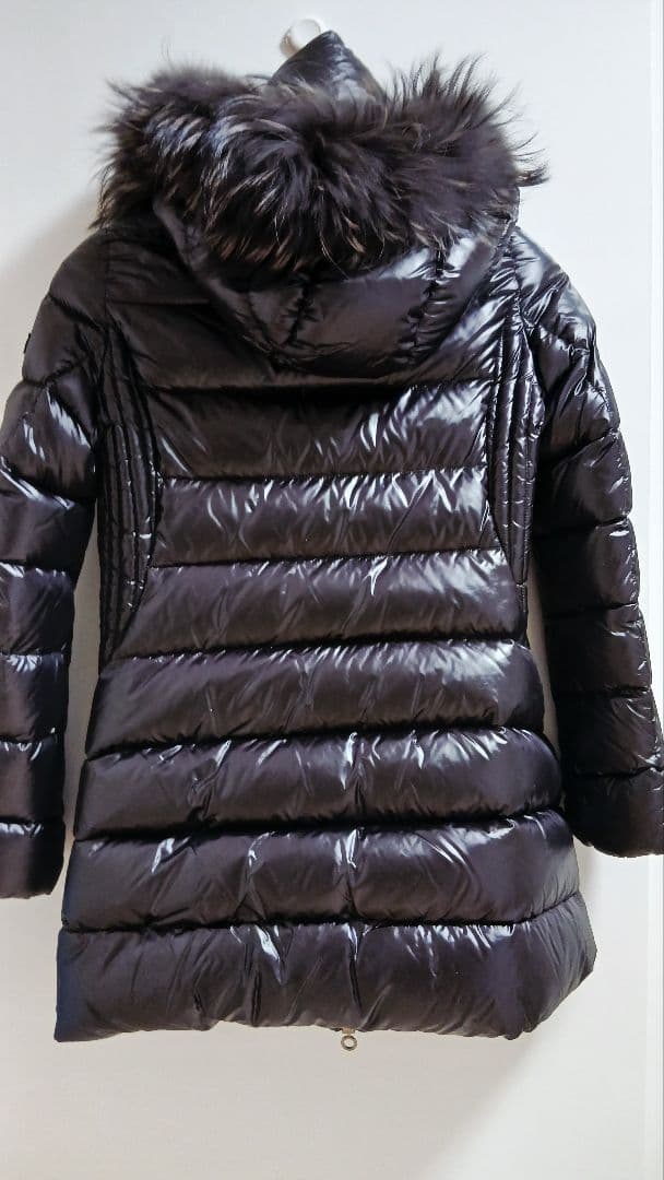 TATORASファー付きフード 黒 ダウンジャケット