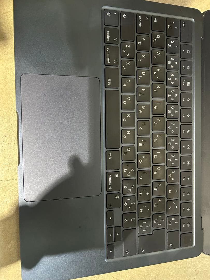 【SN】MacBook Air M2モデル 2022年 13.6インチ