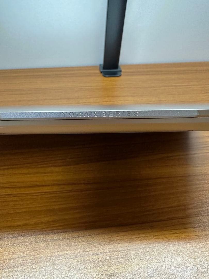 Yoga 9 14itl5 ジャンク品 仕様不明