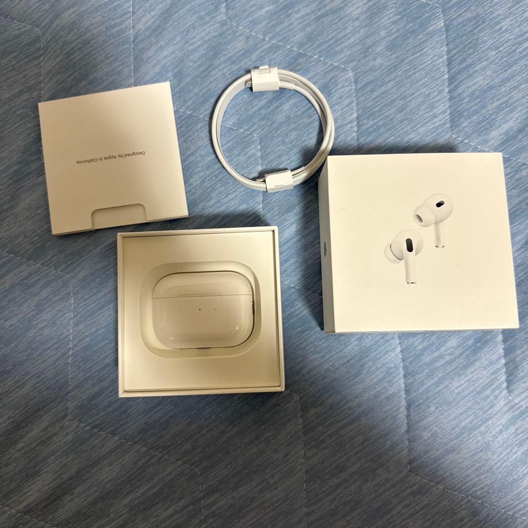 AirPods本体 充電ケーブル付き ホワイト