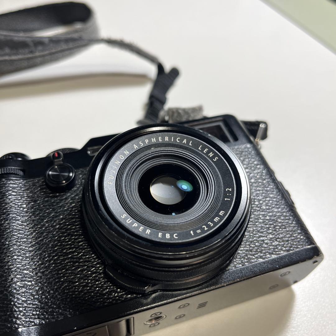 け*ん様 FUJIFILM フジフイルム X100F ブラック