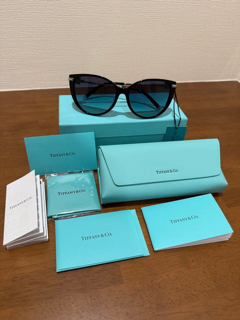 新品　プレゼントに　ティファニー サングラス フルフィット（アジアンフィット）