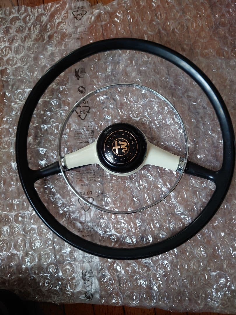 ★希少 アルファロメオ 50、60年代ジュリエッタ 純正ステアリングホイール完品