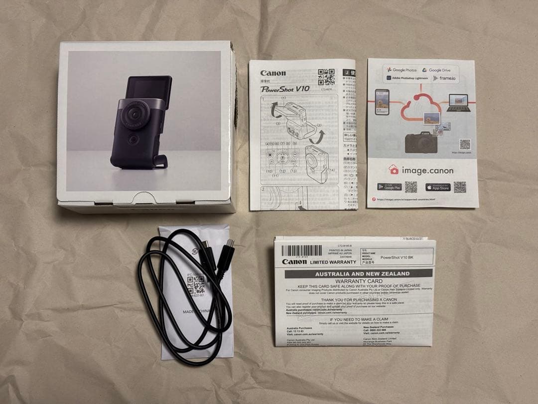 Canon PowerShot V10 + トライポッドグリップ 2点セット