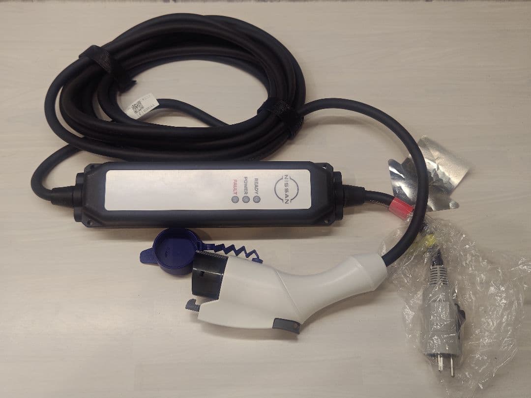 日産 純正 EV車 電気自動車充電ケーブル サクラ リーフ200V 7.5M