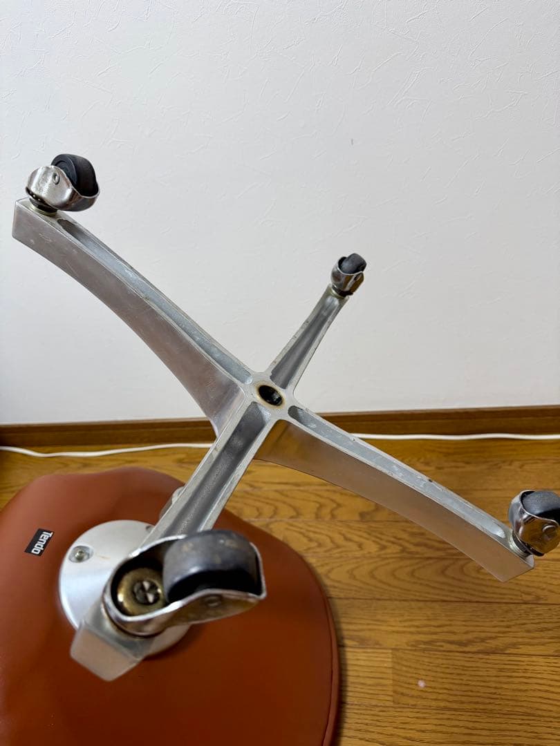 剣持勇カブトチェア　天童木工製　ブラウン