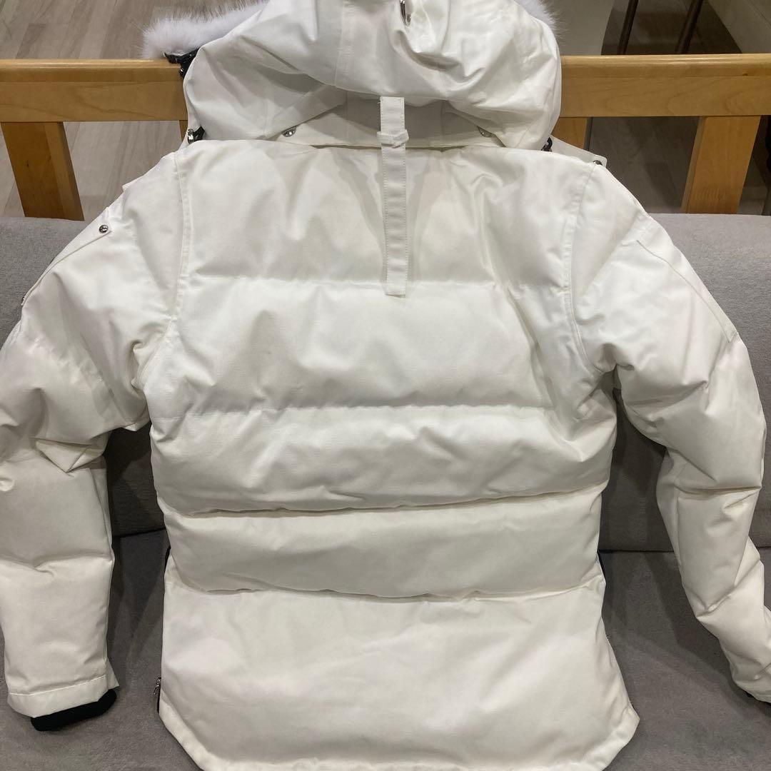 め*い様 Moose Knuckles ホワイトダウンジャケット