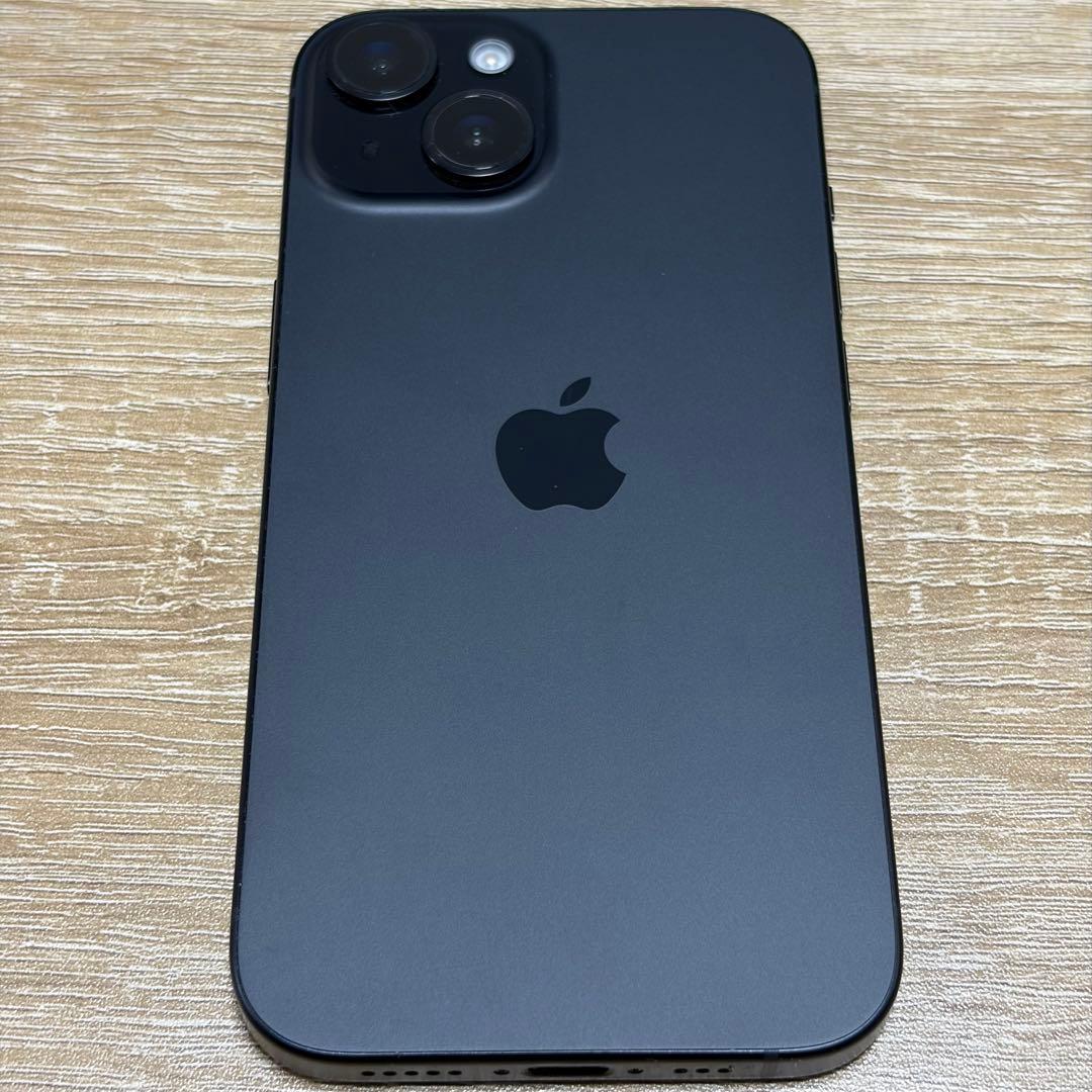 【極美品】iPhone 15 128GB ブラック SIMフリー