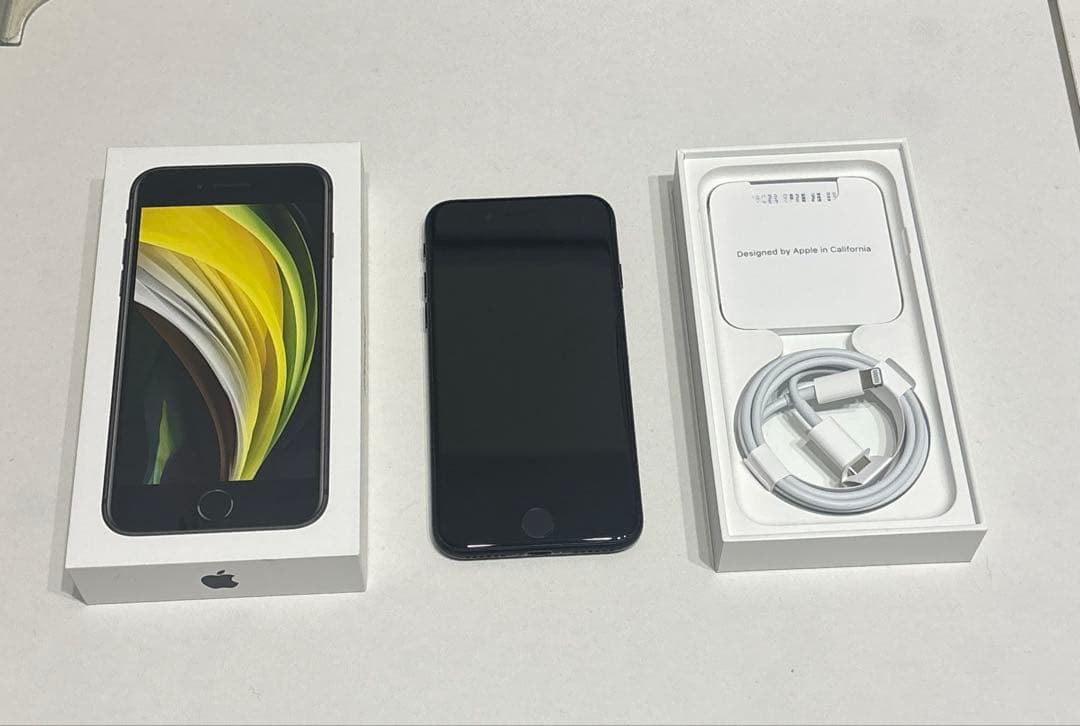 【箱付き】Apple iPhone SE (第2世代)128GB SIMフリー