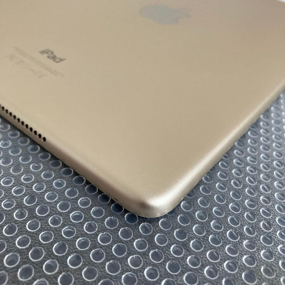 353【早い者勝ち】iPad Air2 第2世代 64GB ドコモ☆