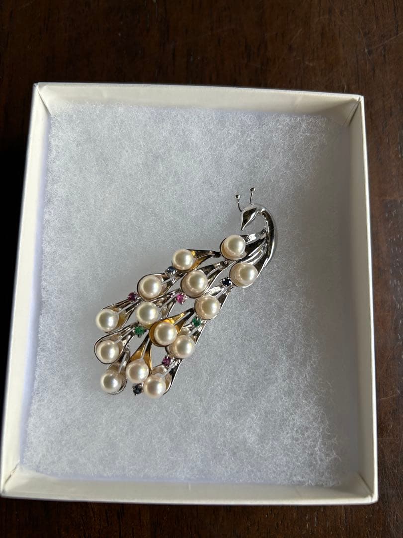 あこやパール　エメラルド　ルビー　サファイア　ブローチ