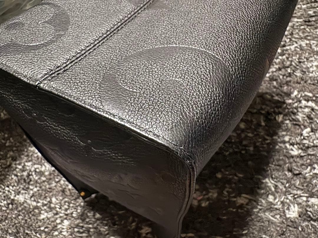 ダイちゃん　Louis Vuitton オンザゴーMM トートバッグ