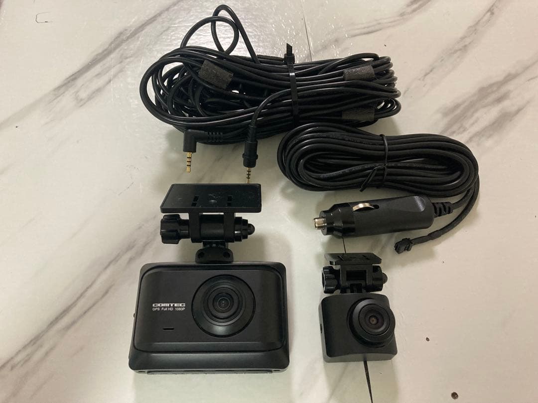 送料無料　コムテック　ドライブレコーダー ZDR016 前後２カメラ