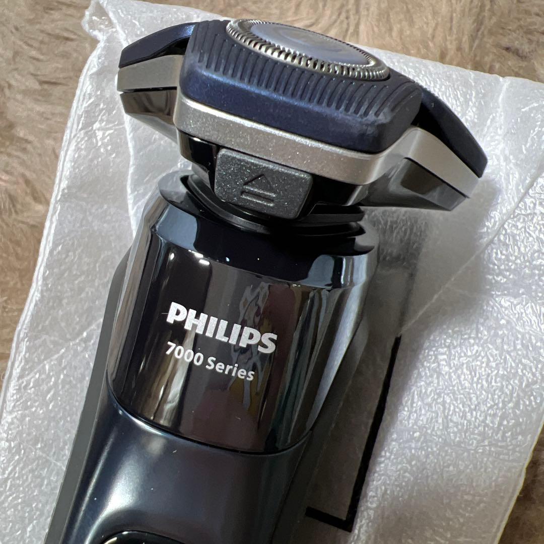 フィリップス 電動シェーバー 7000シリーズ 洗浄機付きモデルS7882/51