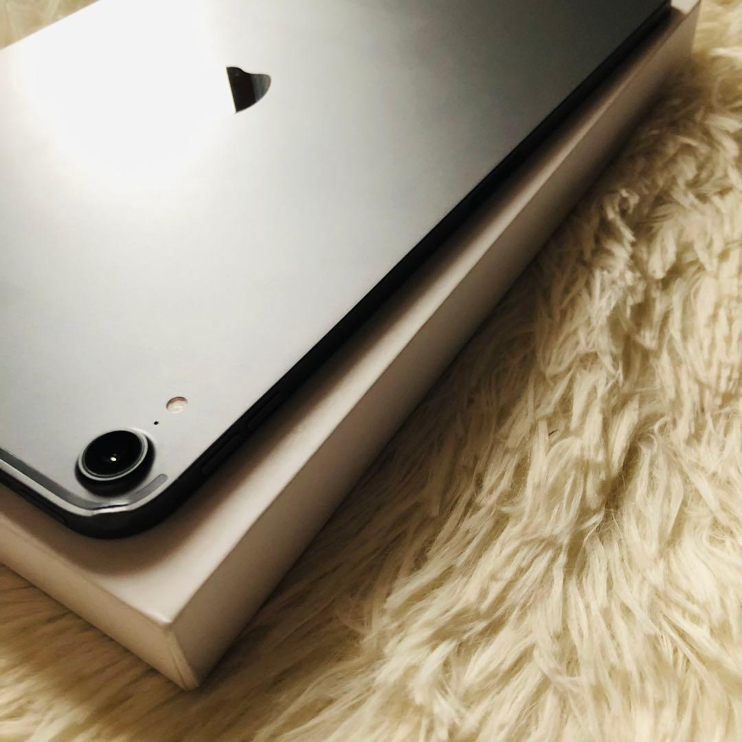 【完動品】iPad Pro 11 512GB 【すぐ発送】