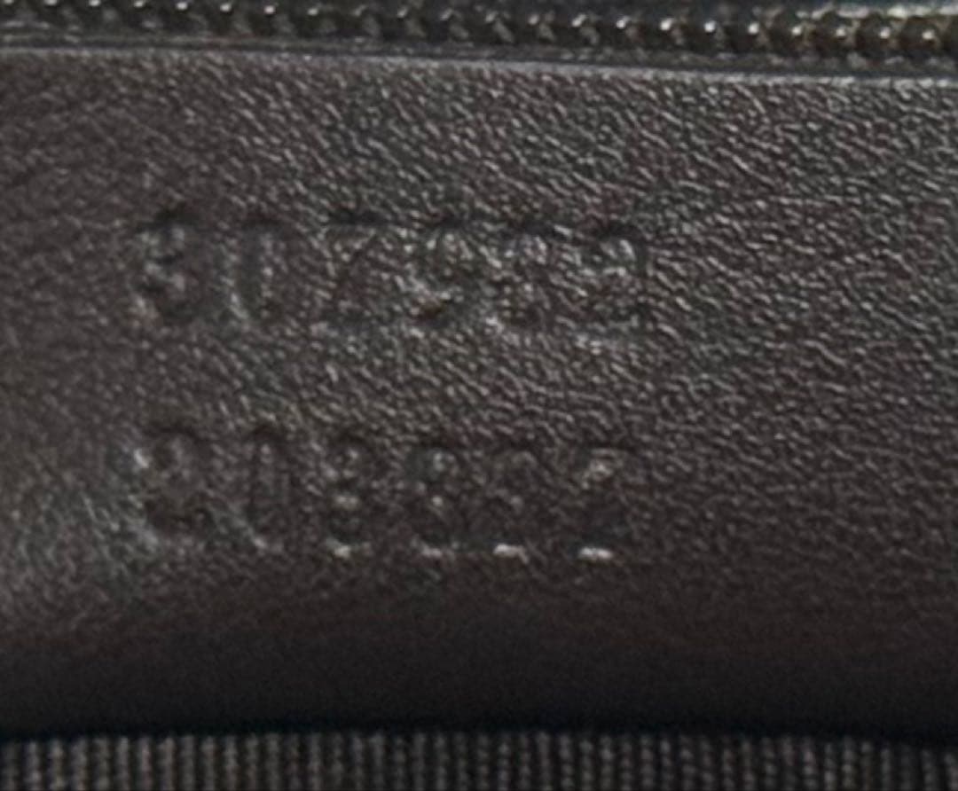 極美品✨ グッチ　GUCCI 長財布　GGスプリーム ラウンドファスナー