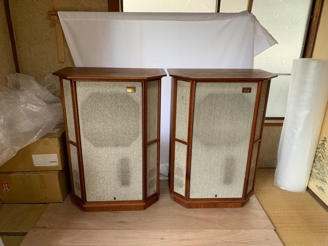sakura 2024TANNOY GRF Memory TWW（1台左側