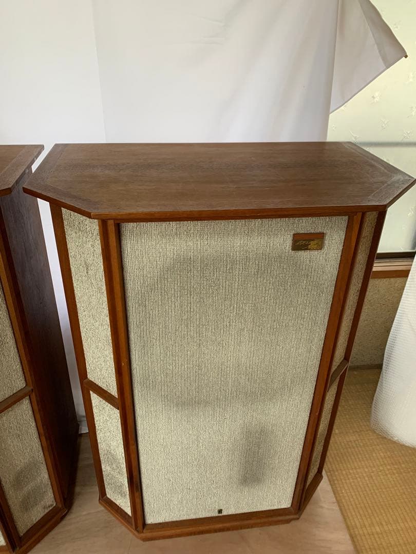 sakura 2024TANNOY GRF Memory TWW（1台左側