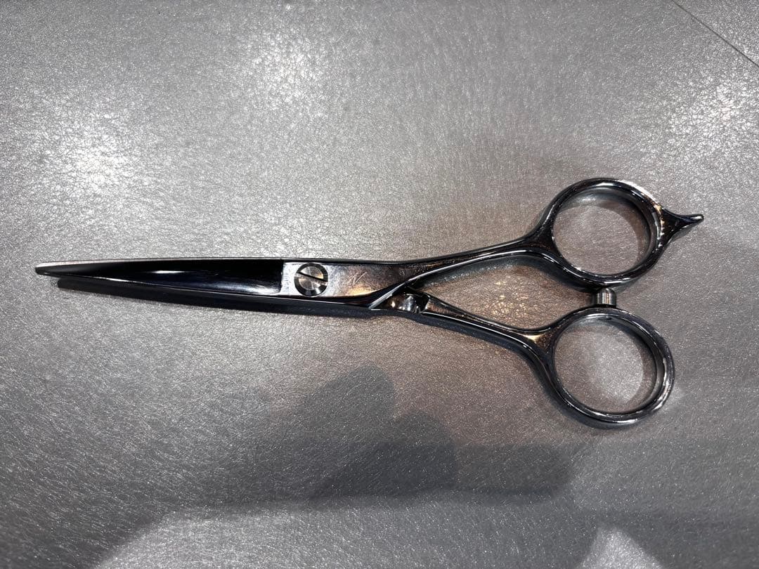 シザーズ内山　カットシザー