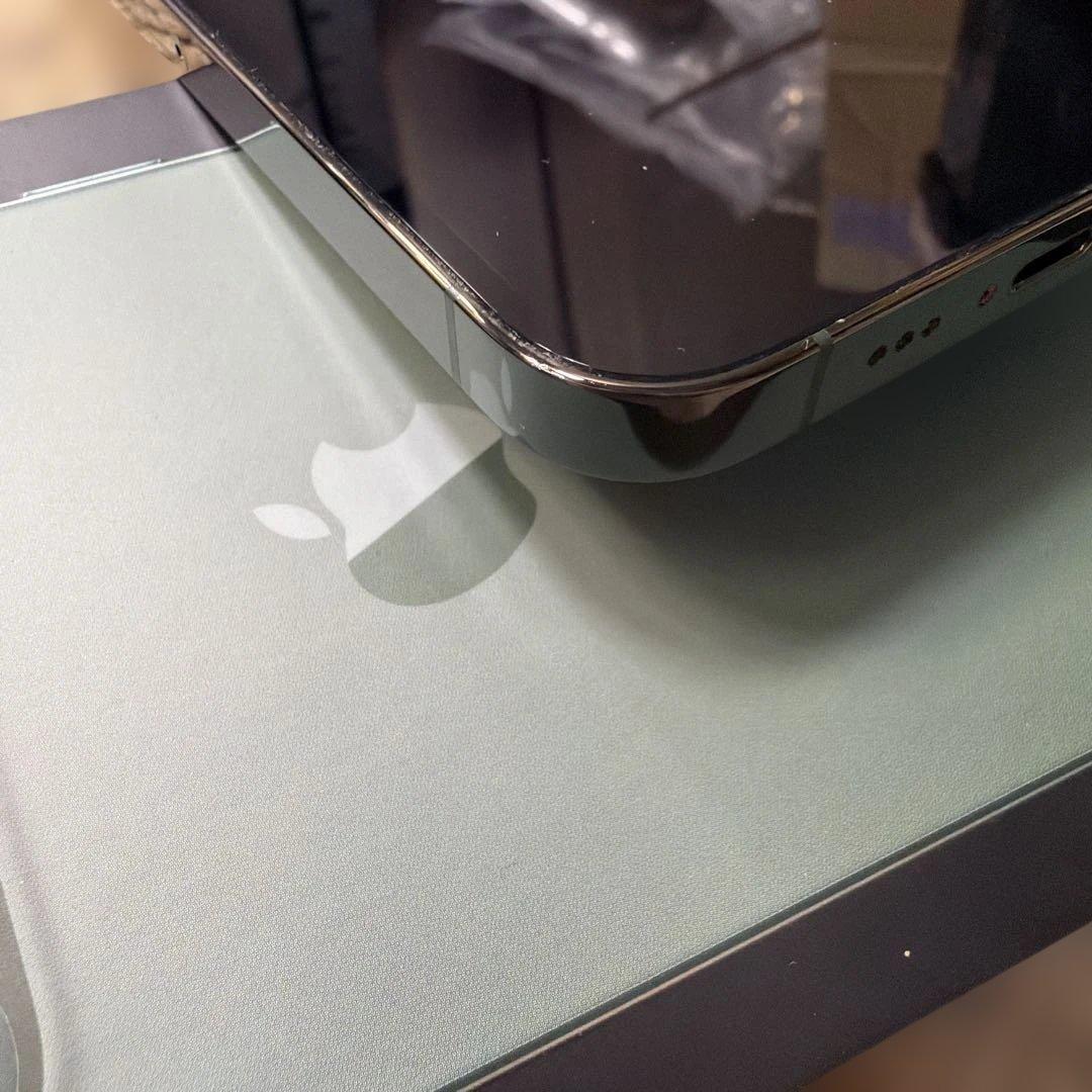 【美品】Apple iPhone13 Pro 256GB アルパイングリーン本体