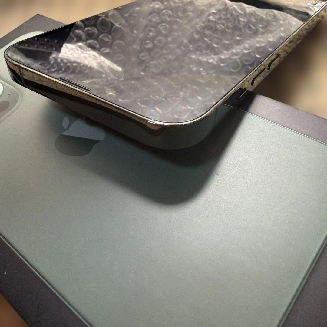 【美品】Apple iPhone13 Pro 256GB アルパイングリーン本体