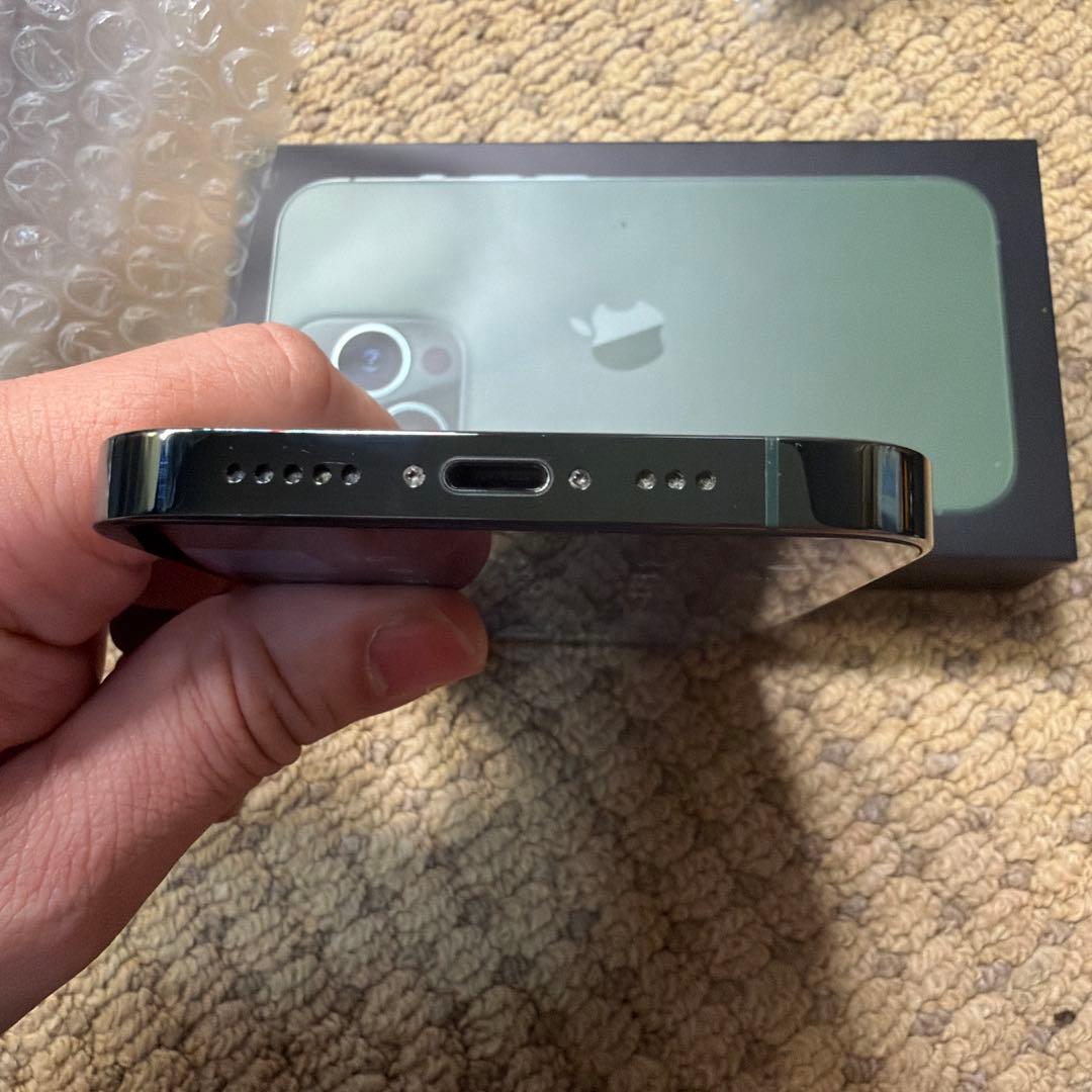 【美品】Apple iPhone13 Pro 256GB アルパイングリーン本体