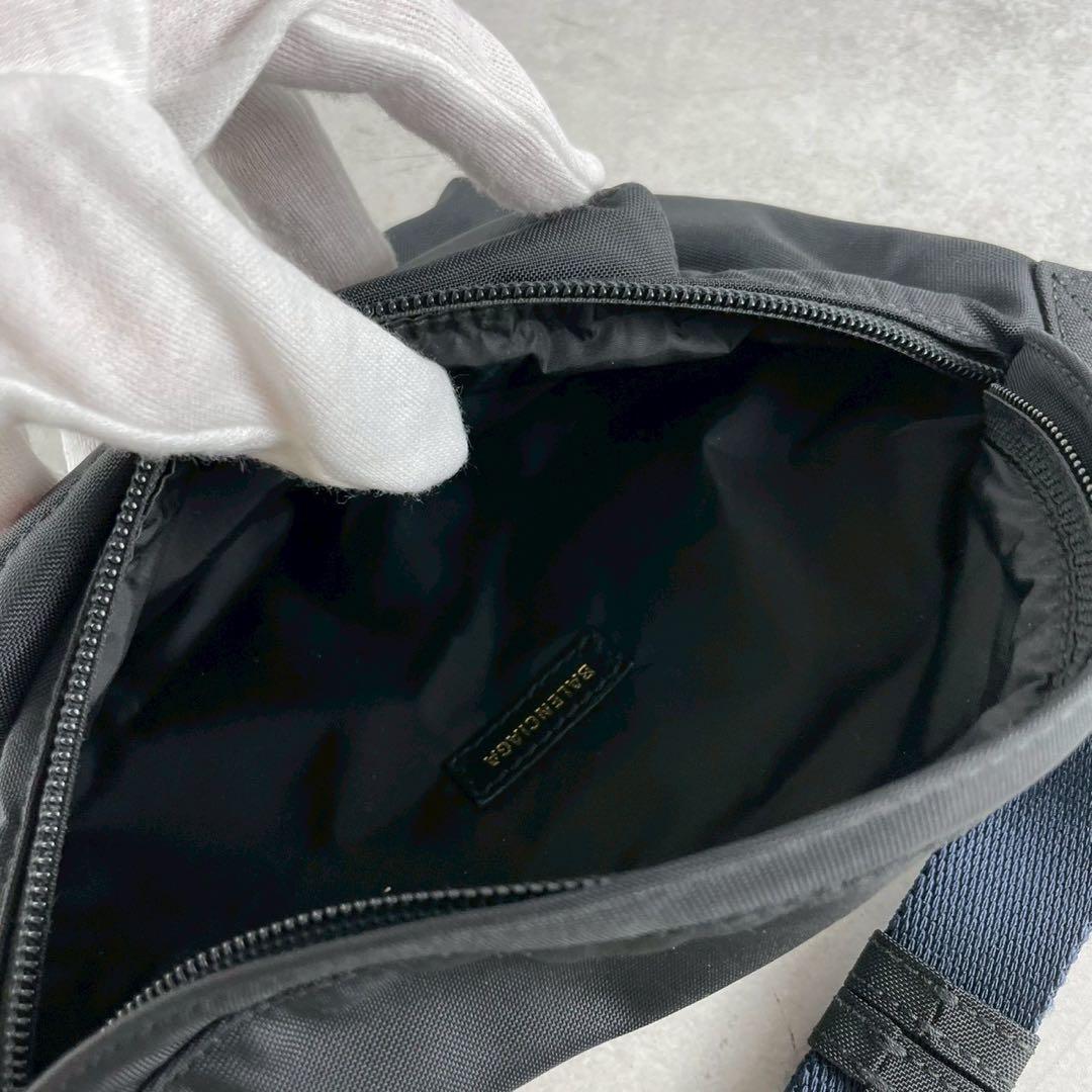 【極美品】バレンシアガ エブリデイ ショルダーバッグ ナイロン ブラック