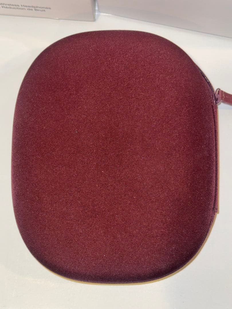 Bowers & Wilkins Px8 バーガンディ・ワイヤレスヘッドホン